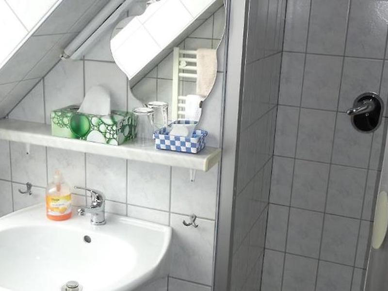 9E87835EE7A9356B37467A6C027CA69D