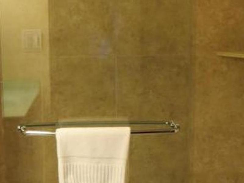 E622D354DEF8C5F241E4FEC04241545F