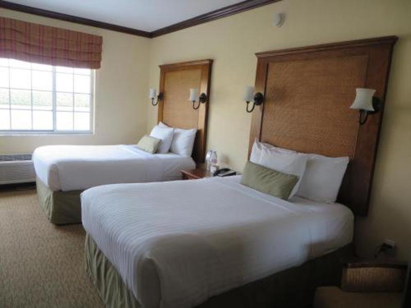 2150AED6343785A006C4EA265A17D2E4