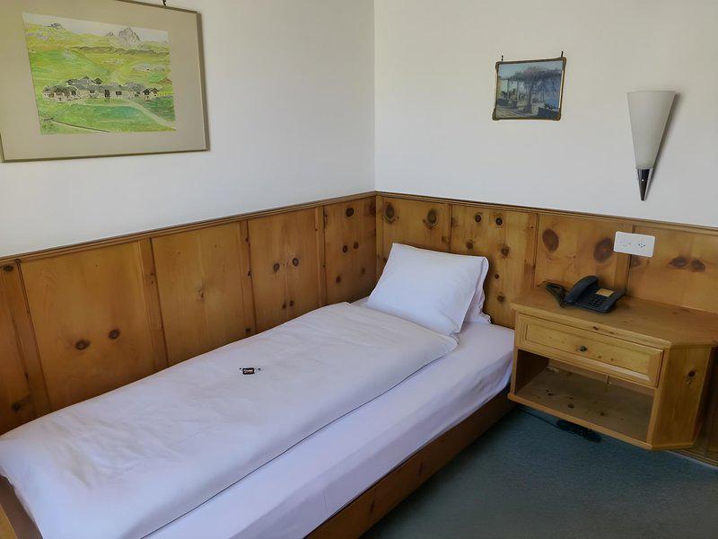 D67D8201ACF8FCCCE5068B38D8D495A6