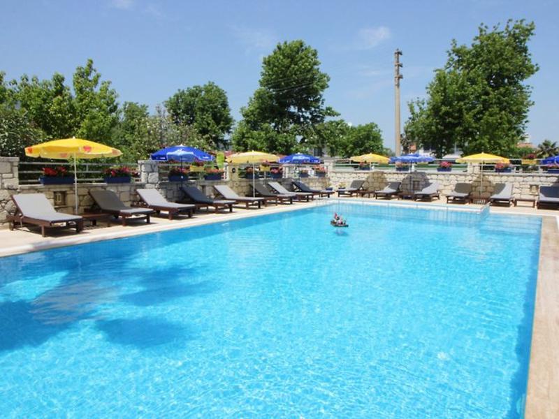 C8FB8E09D52FFC560BB9B182A231A81F