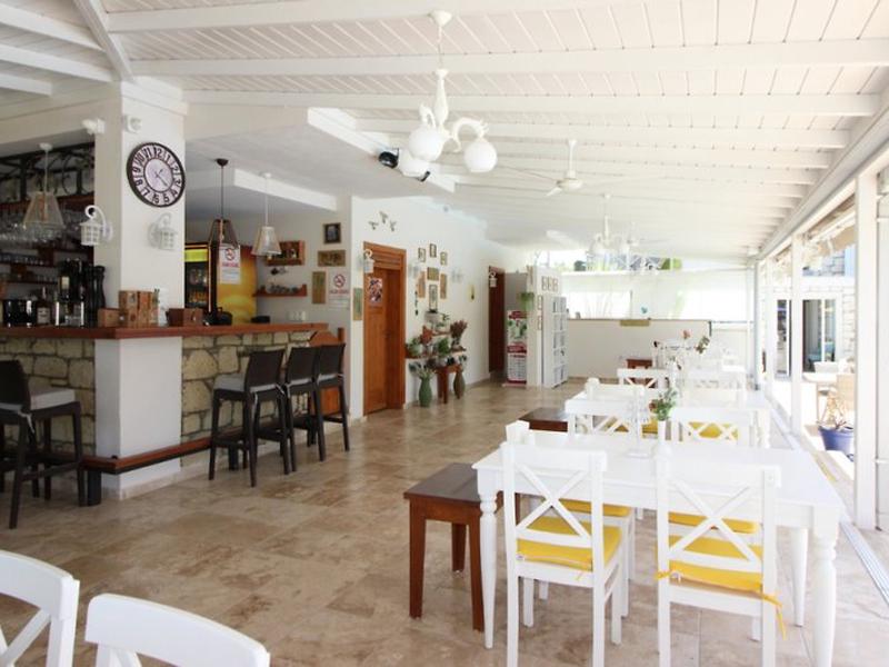 357808BB2E0DA498AE20DCA270B4B205