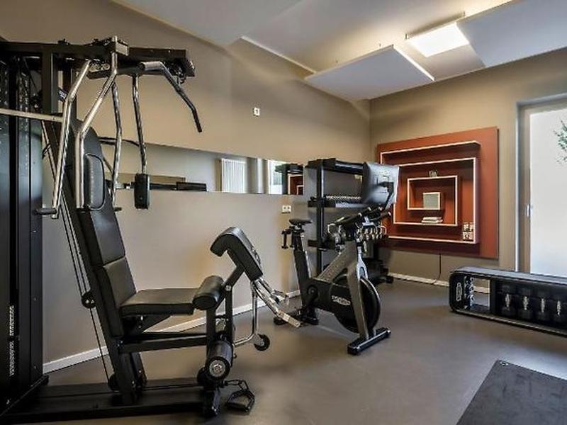 C69DF359B4422E5795DB6AC563B18BC5