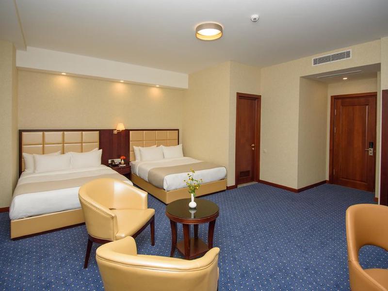 FC95BD0F7B8BD69C60DFF86F893A899F