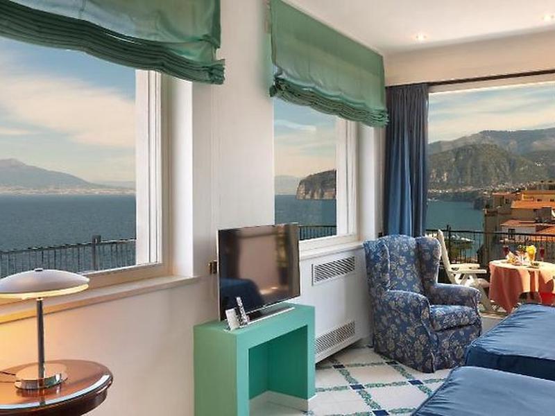 907DEF36E2422D17CD0D8837D075C52D