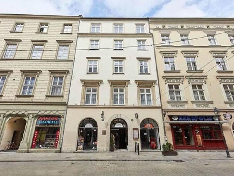 FCDF7A6DEF246C8C40046721983C8707