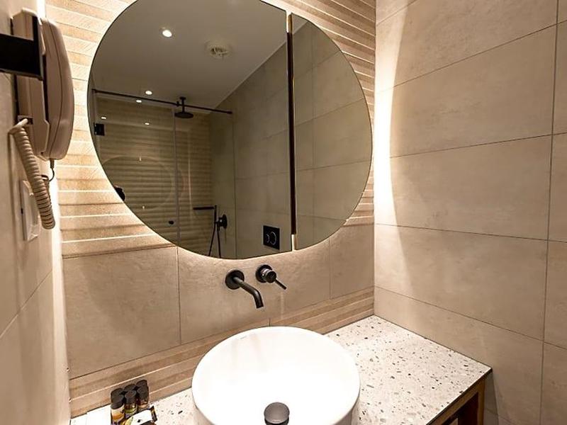 F804616E748521040E2863BAA25C49EC