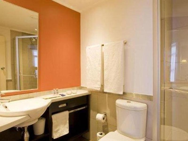 E968A11B6B8F84F946332C18CD895998