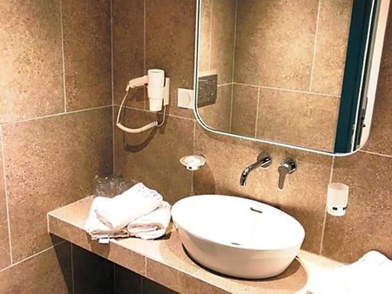 4C045793A1FAA00915581C1F96873A7F