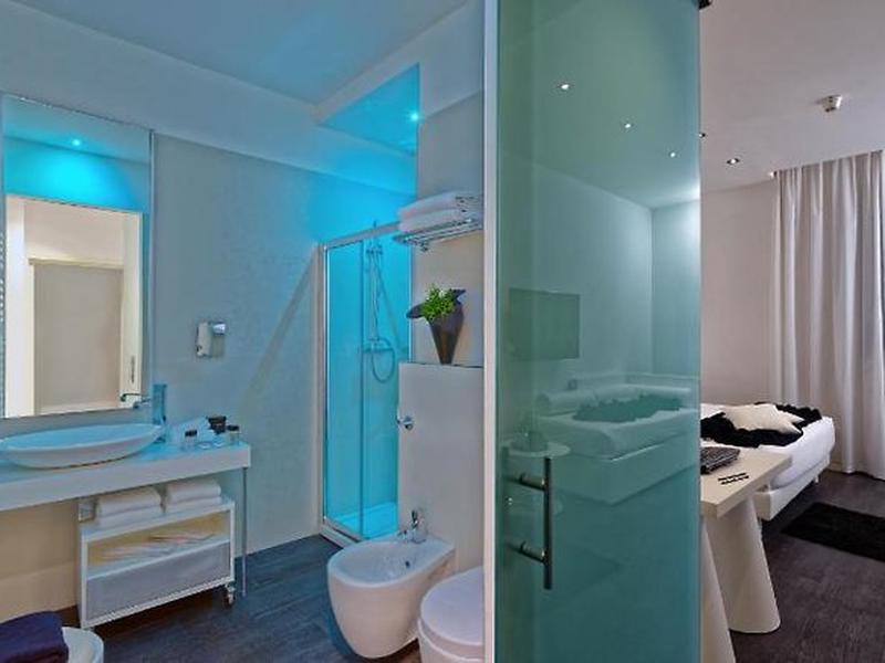 75501578C4E1D3F4A35BDD2241907722