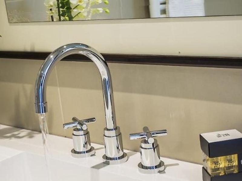 BDD4DBD607A2EAAFA24A8C22CC9086C0