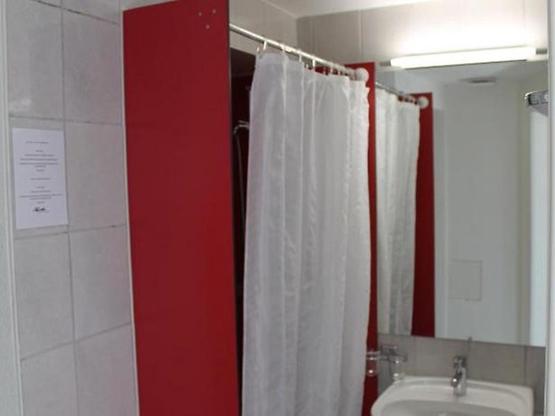 CAAE3E50DA3DB5C6C3B7912BB455F08C