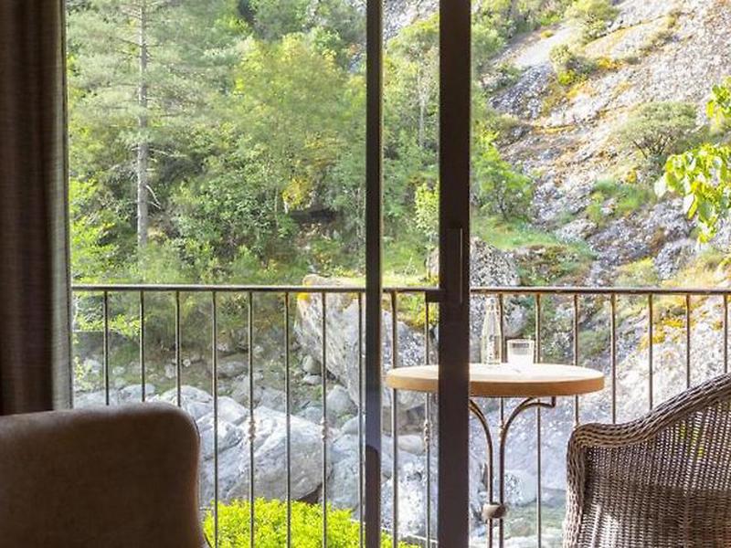 B4EF036D714CE2D3B46B2B29136B3B4B