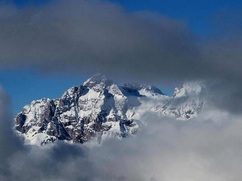 6EA4BDBE1149CD4983DE225F10A95692