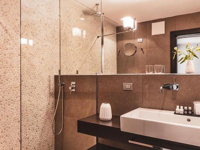 65851CAA73461317D6C47EBEF27918C8