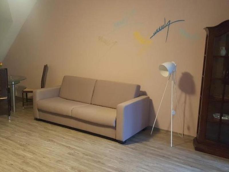 1BA8D247E2AE1CE613B7D31636EF231C