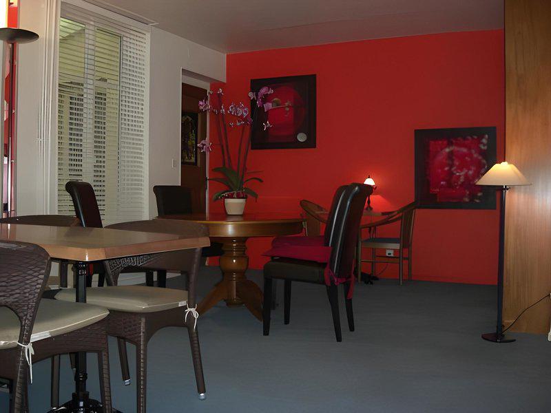 A4065C0424D7E68F748C81DBF6413EB1