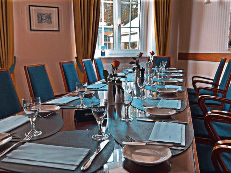 93F21266FC7B796CE3D9E843A4C551D9