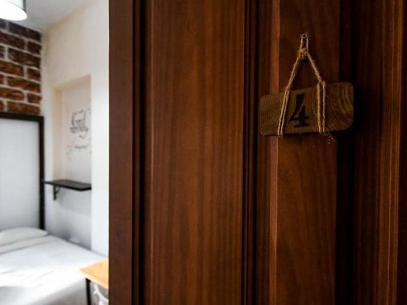 4B1EA5D4553BF68D5332C4C4EB029F89