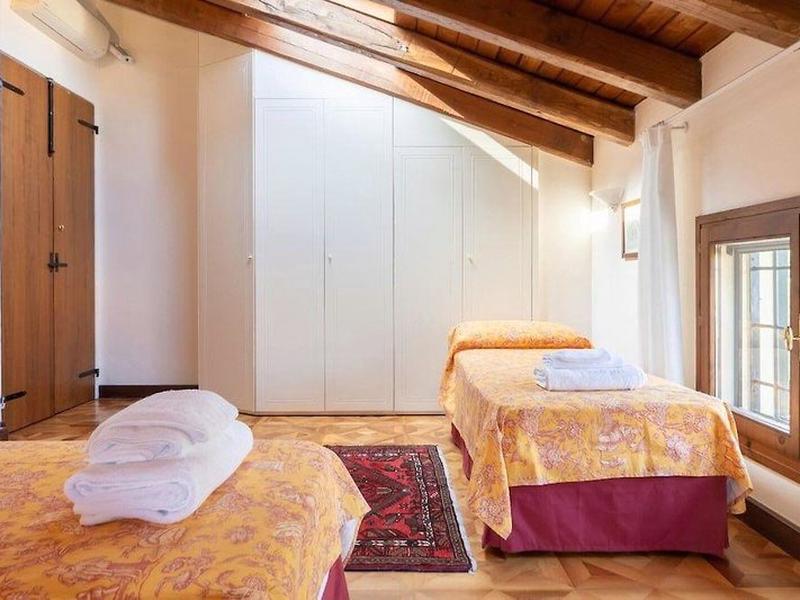 098D53B3B0253C02D8E342D2DF52359A