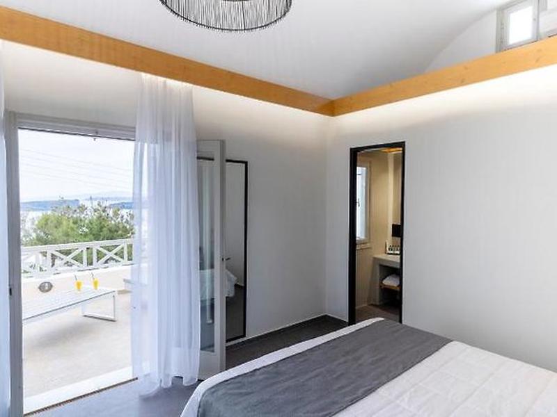 B33C82F53FDEC6F26E92DE60A2469D23