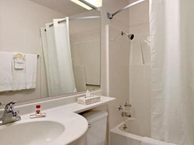 82E5D7BF4B1B3F9EAC8BCD10C1294BCE