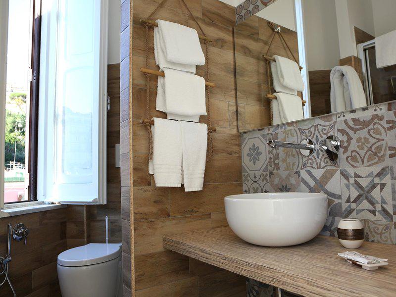 6E8BEC9B919E29E4F376AF4421A239A4