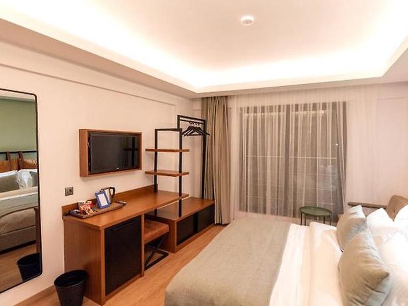 DAF532062009EA2B5BFC0EAF48E9C2F5