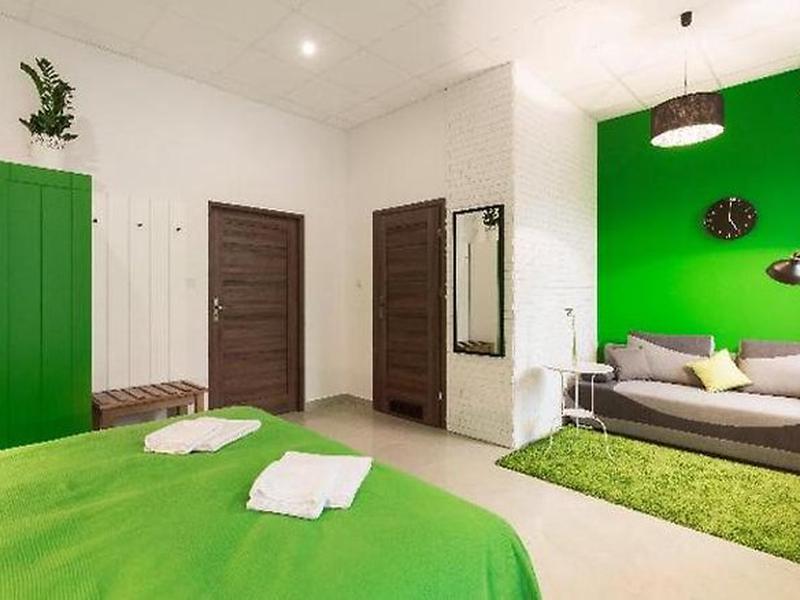 A573CBDC695DDC28DACB8F41A393152E