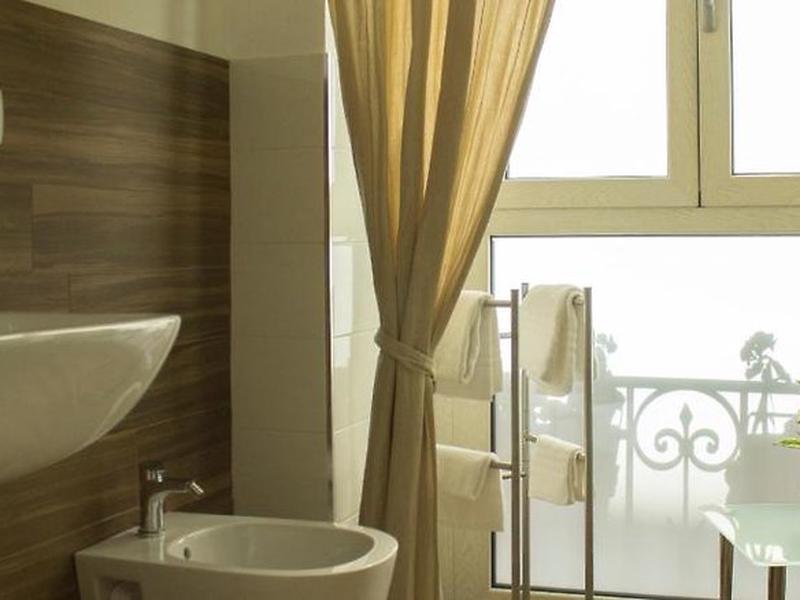 99786F8C4C442068B7B27DBA8B1595BA