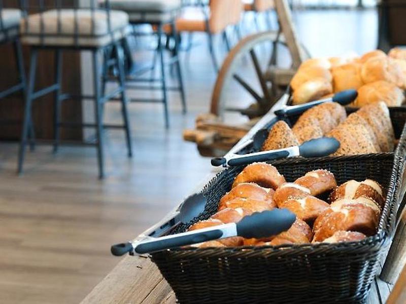 703676C1D77C45AD1CF97F88F3B24385