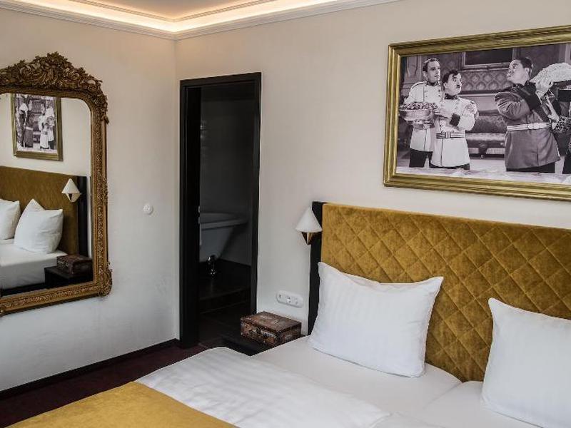 20DA03F0D3493B2F0D661CC4B3192C39