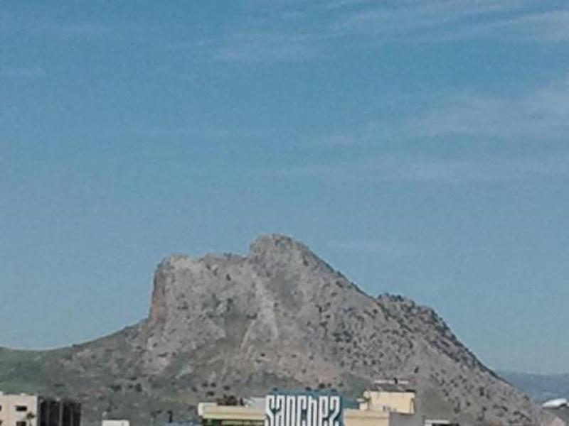 B32DE47A3A531A372611BEE2A49A9E94