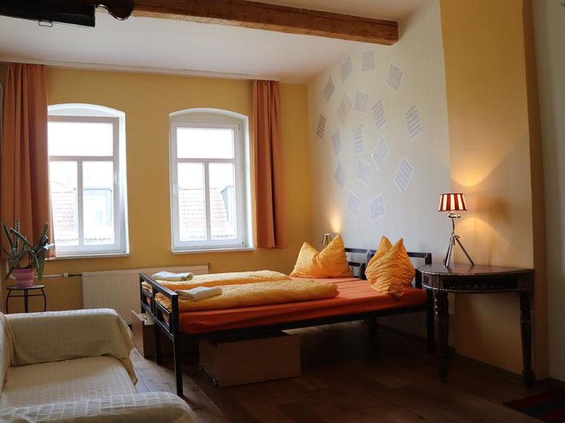 FB042899A791B67AE5FF1A11B9CFFE38