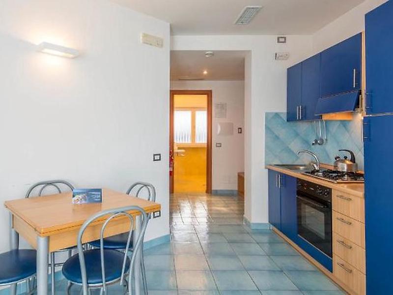 3CEE645D8334050445D8BFB9AA5B0A38