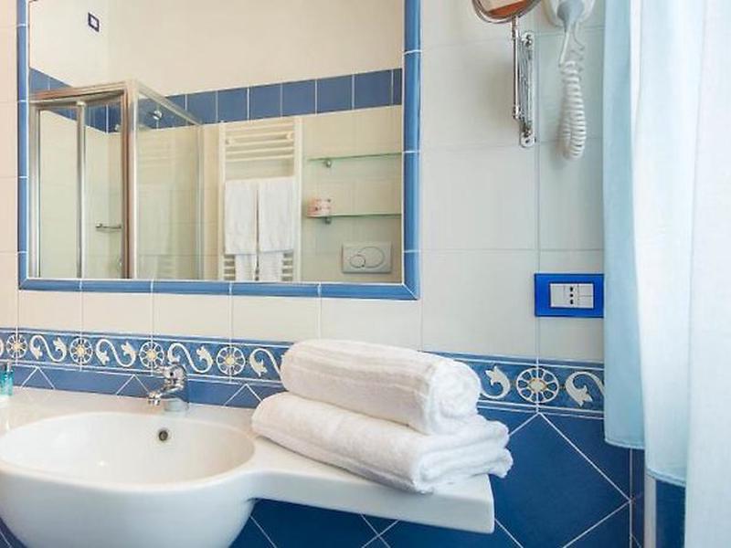 EBFD1F30490BC2A47C39997B17D9A9A3