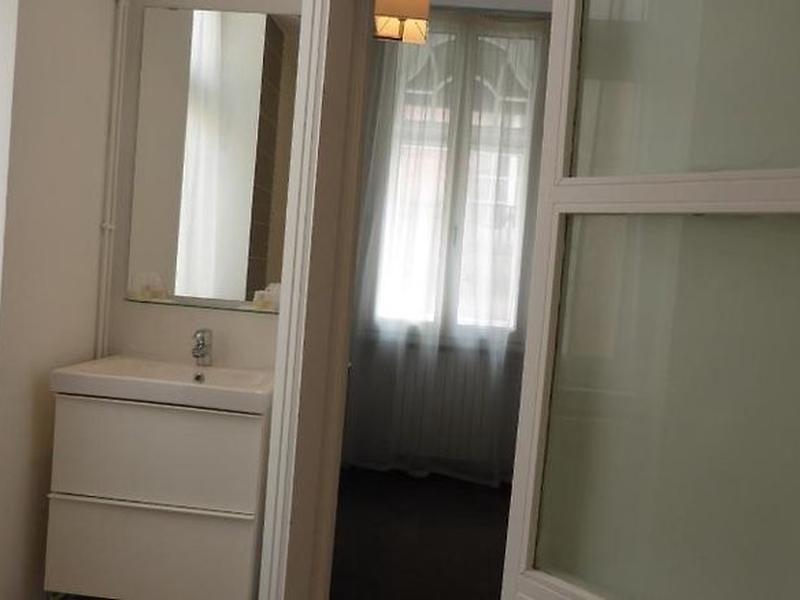 F3DFE03F230668CB1E3AA5AA2AFCDC85