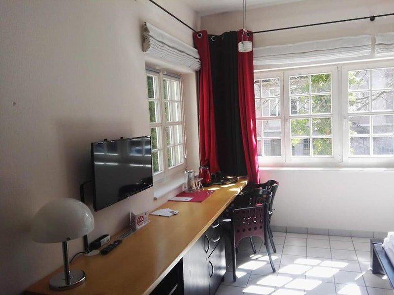 BCF0EC7BE704FBA6F8C2770456A6AFC4