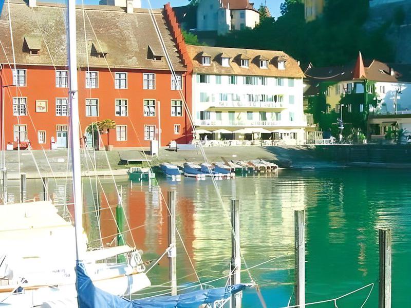 E97C21C828B3440D142D55EA1EE1B3A1