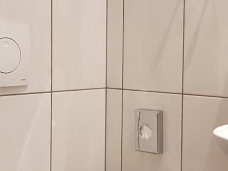 5ADDC84C612E14036293D98DB45B0B34