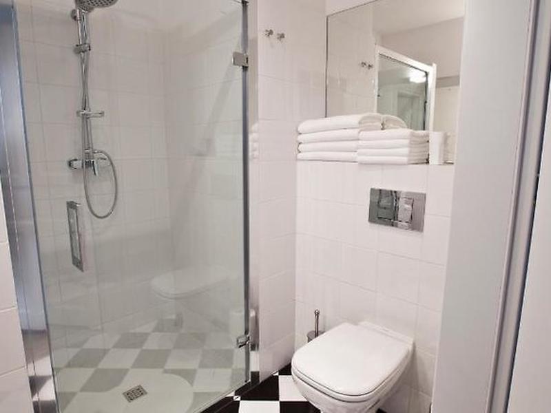 B1E3CC9A33E10FB0330CE8F02325E58C