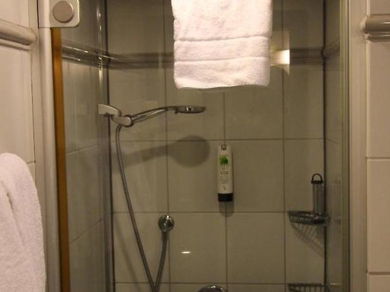 5EABE67C7385C7B8D5DF8B7B4AFCD69E