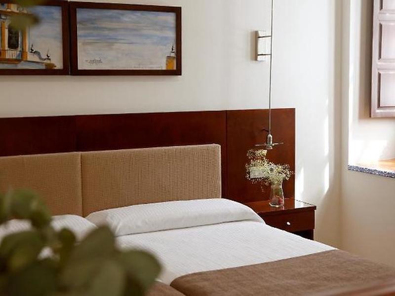 0F1C149F201735B8389C85242F47ADF7