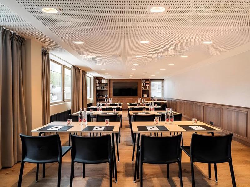 692D187BAB03A92AB1A4ED409A3B14F2