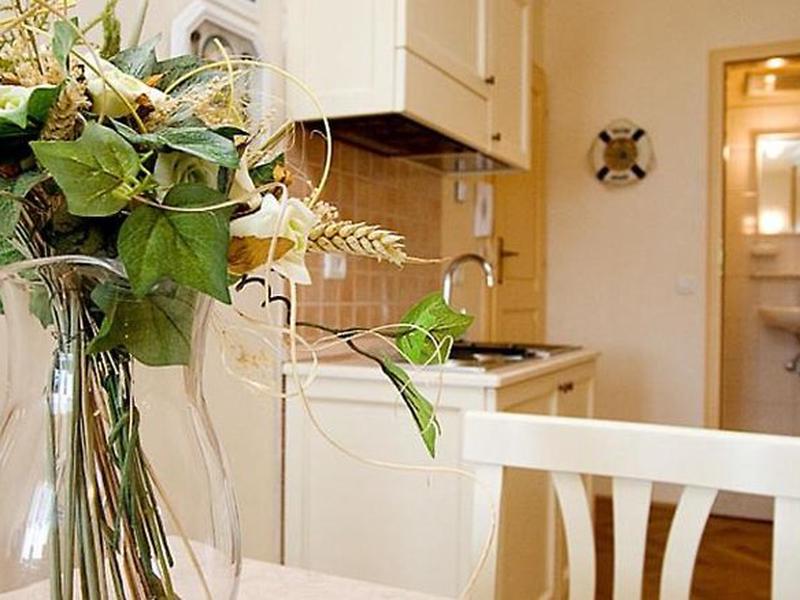 FCB947FD5E373702A39EFD2818259C17