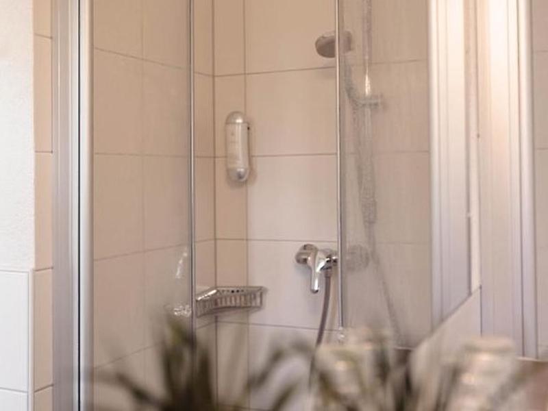 F469ABB16D271059A38C9A51BAAF4B1F