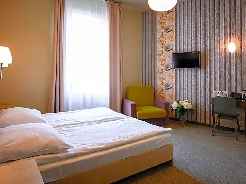 2CC51F52C1B548C57C9B6680C6AE84C1