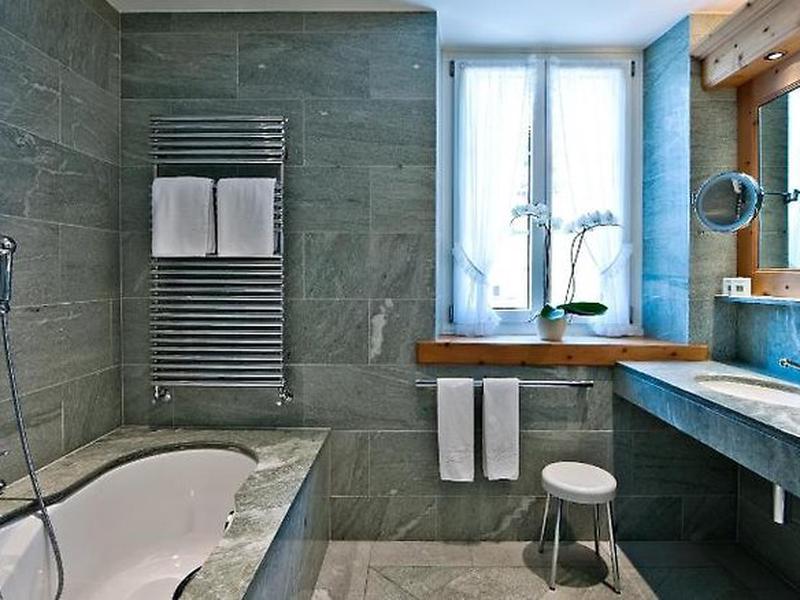 DEE70684E37767E8470DD4984352CF4F