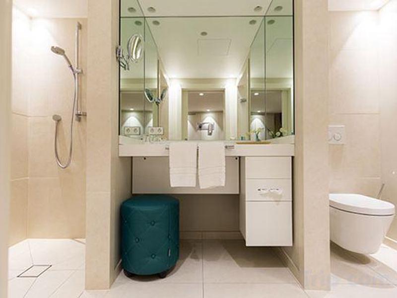 A2E64440955AAAD0110B1DA22E9D5D54