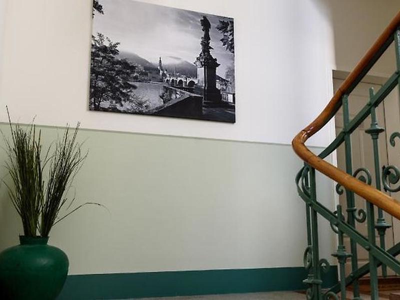 5E68E418A7555E55B4D89417A53AC88E